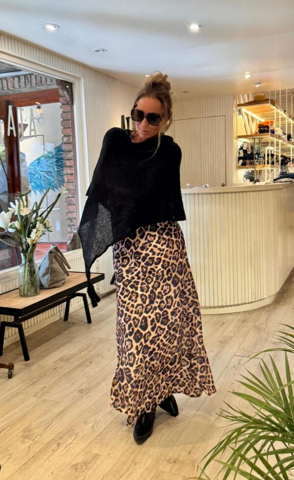 Poncho matilde mohair black - Imagen 2