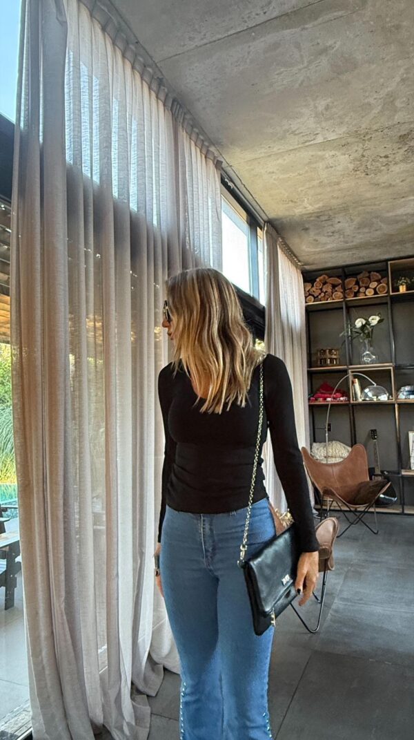 Remera vitto black - Imagen 2