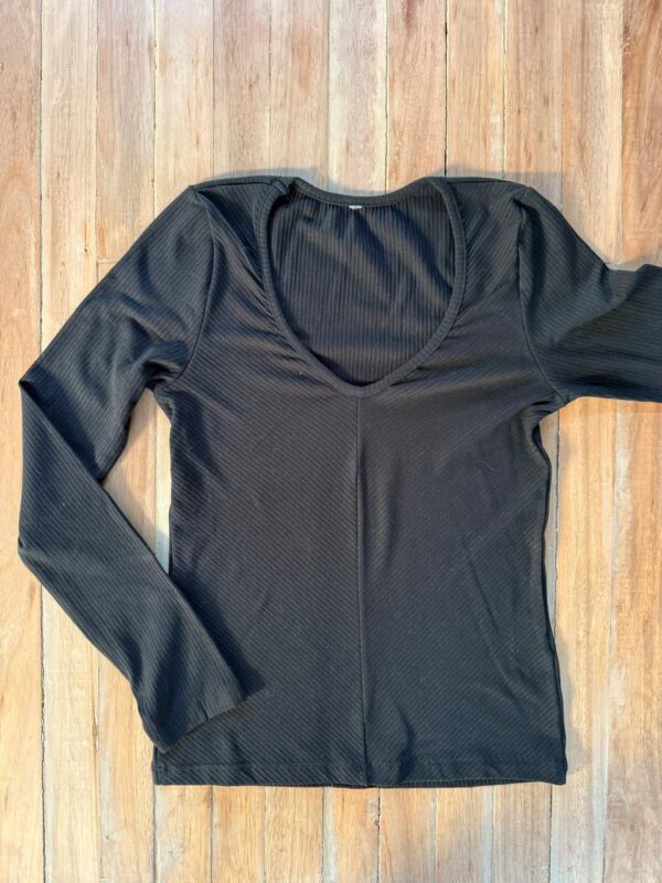 Remera vitto black - Imagen 5