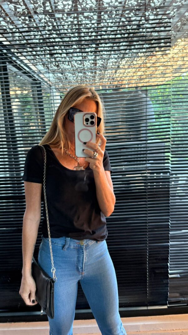 Remera Isabella black