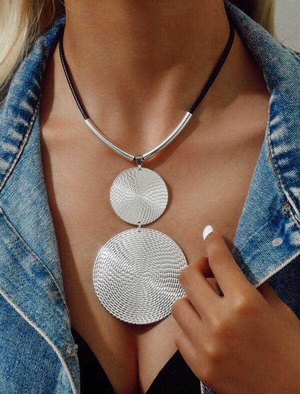 Collar maya circulos
