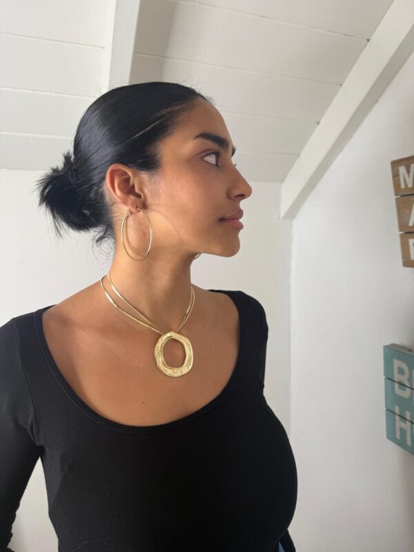 Collar Amalia gold