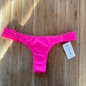 Less frunce pink fluo