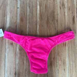 Less Ipanema pink fluo