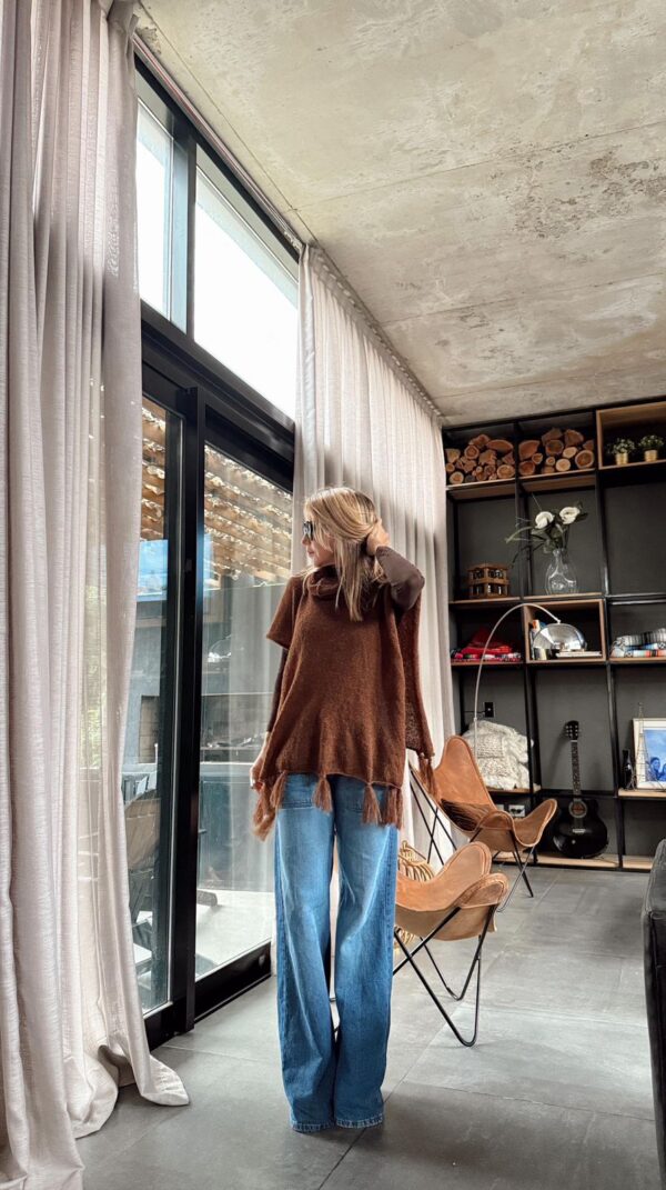 Poncho mohair chocolate - Imagen 2