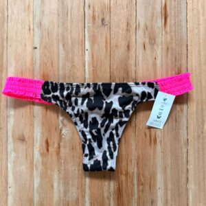 Less frunce print fluo