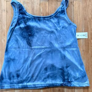 Musculosa batik cielo